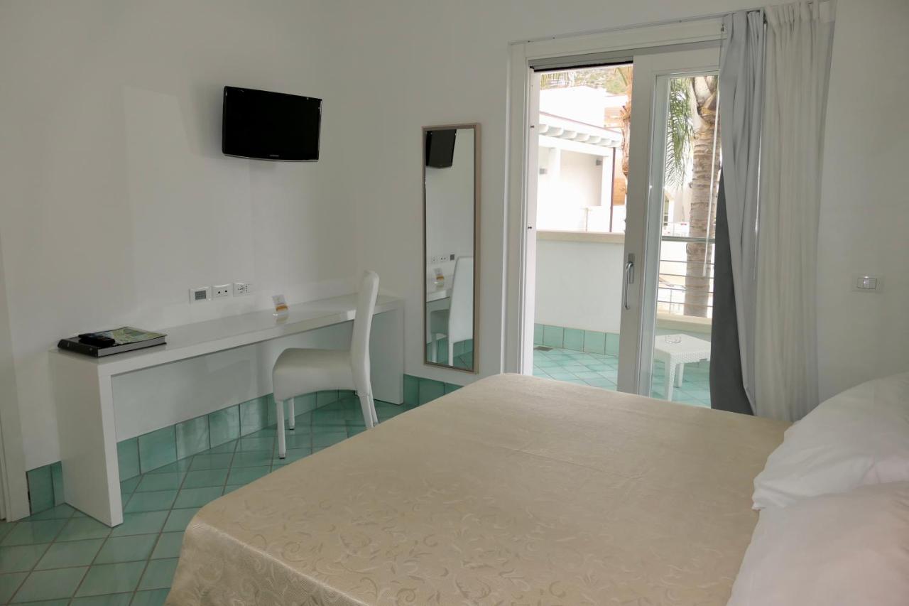 Ganimede Hotel Sperlonga Extérieur photo